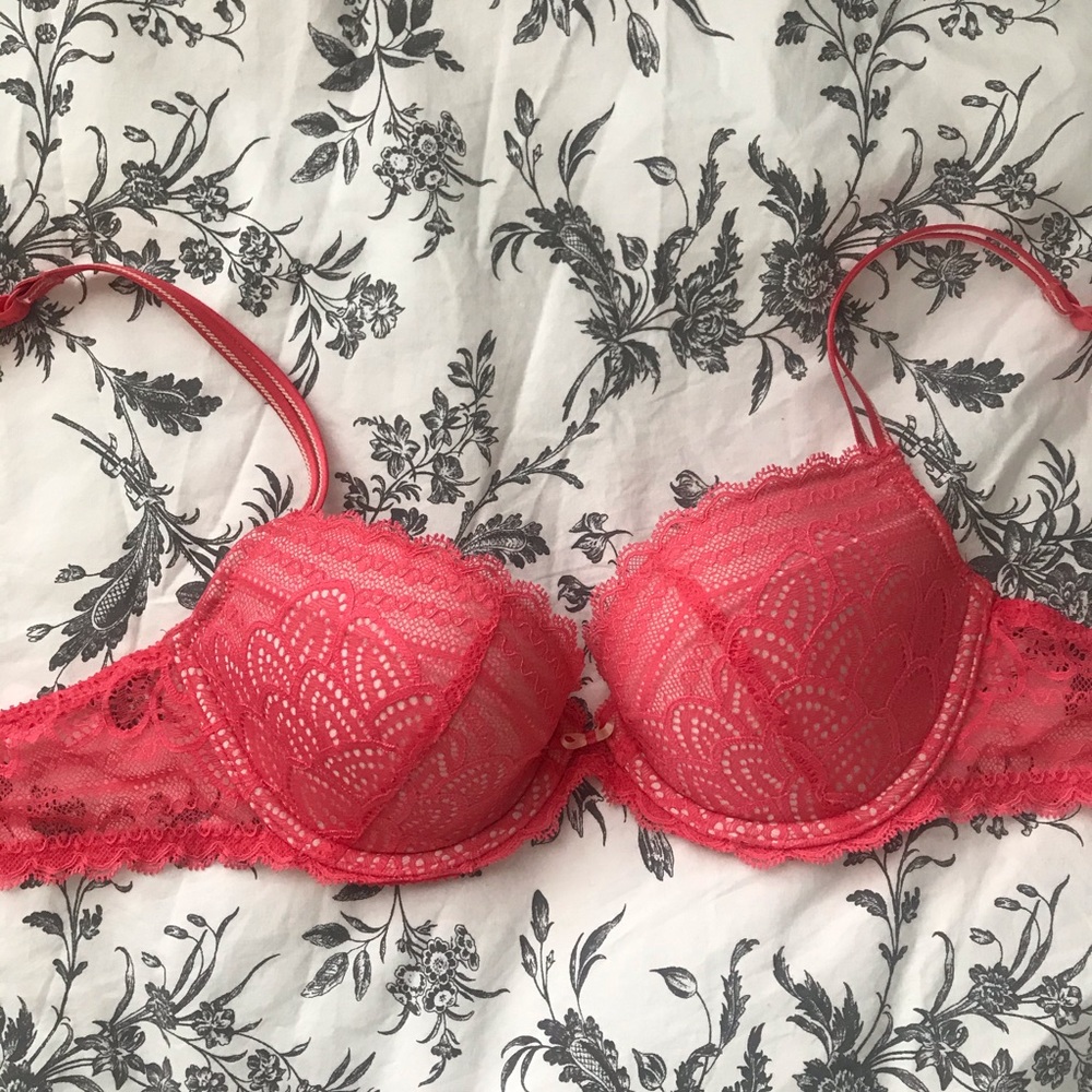 Pink Lace Chantelle Bra